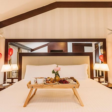 Palazzo Bezzi Hotel Ravenna Luaran gambar