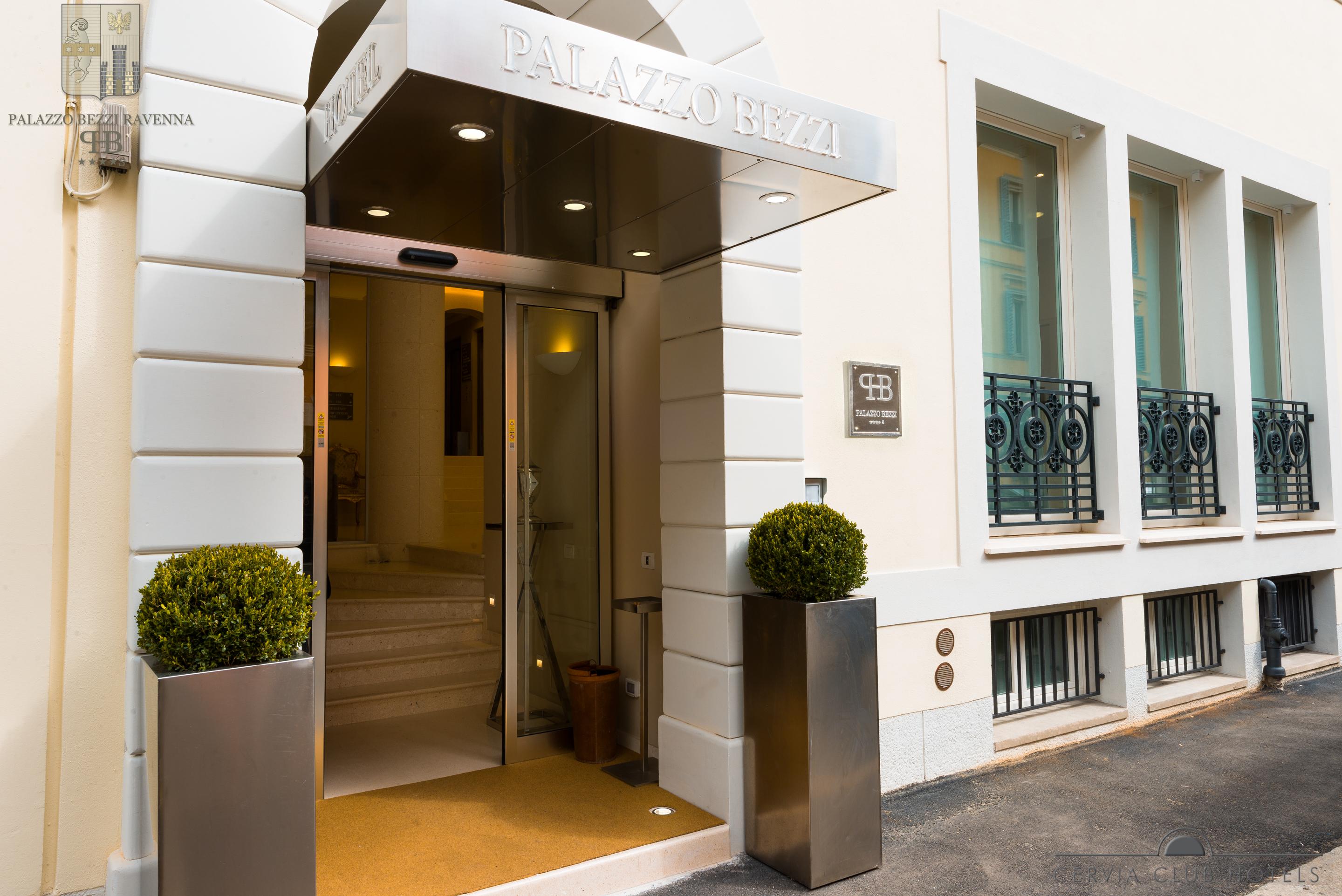Palazzo Bezzi Hotel Ravenna Luaran gambar