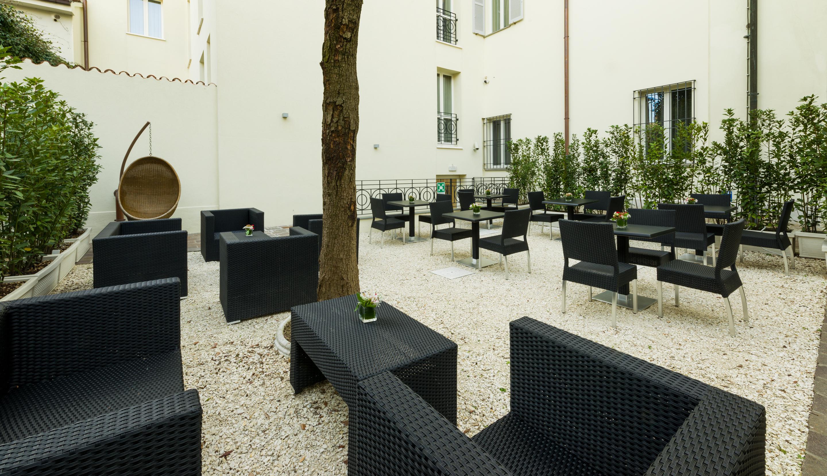 Palazzo Bezzi Hotel Ravenna Luaran gambar