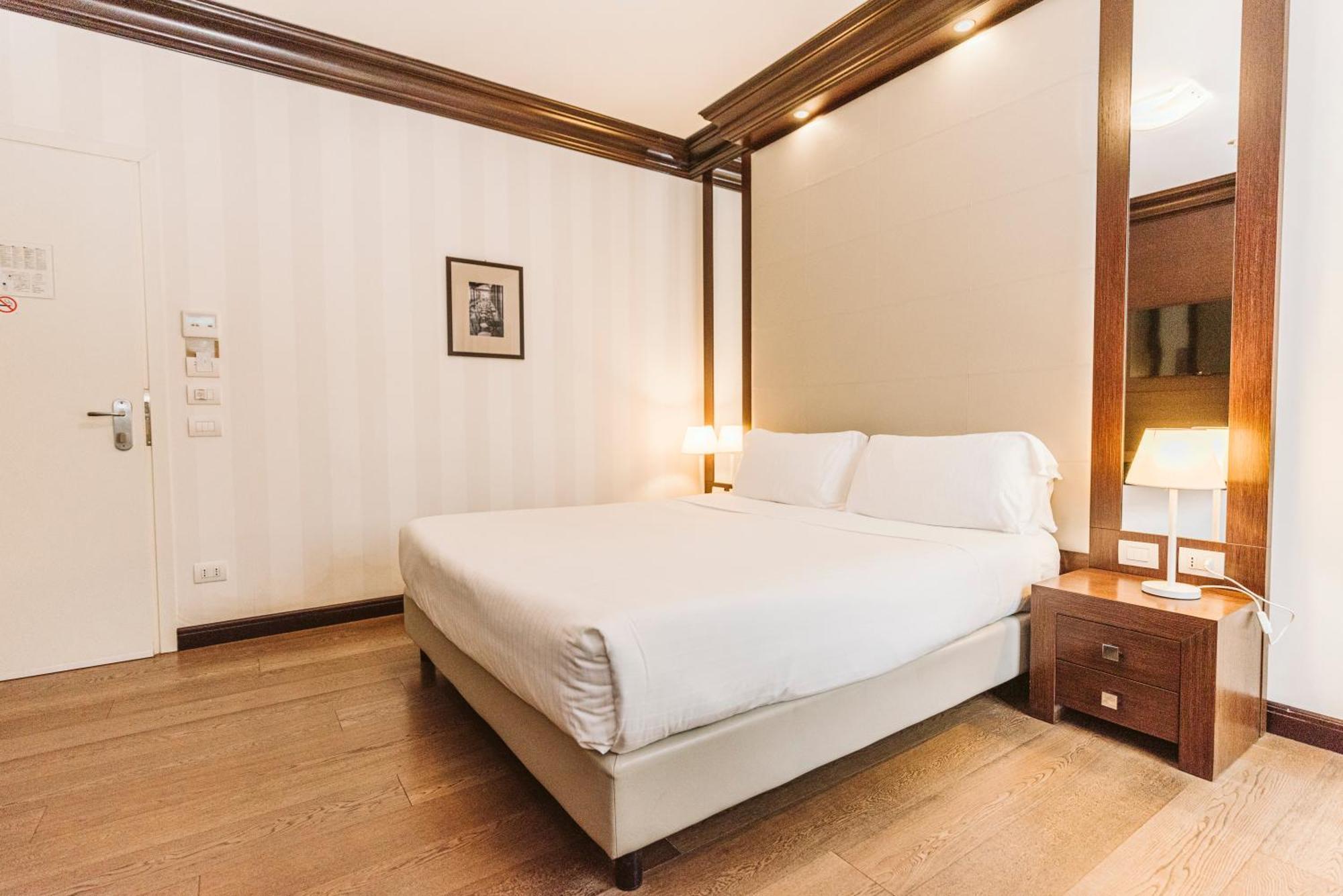 Palazzo Bezzi Hotel Ravenna Luaran gambar