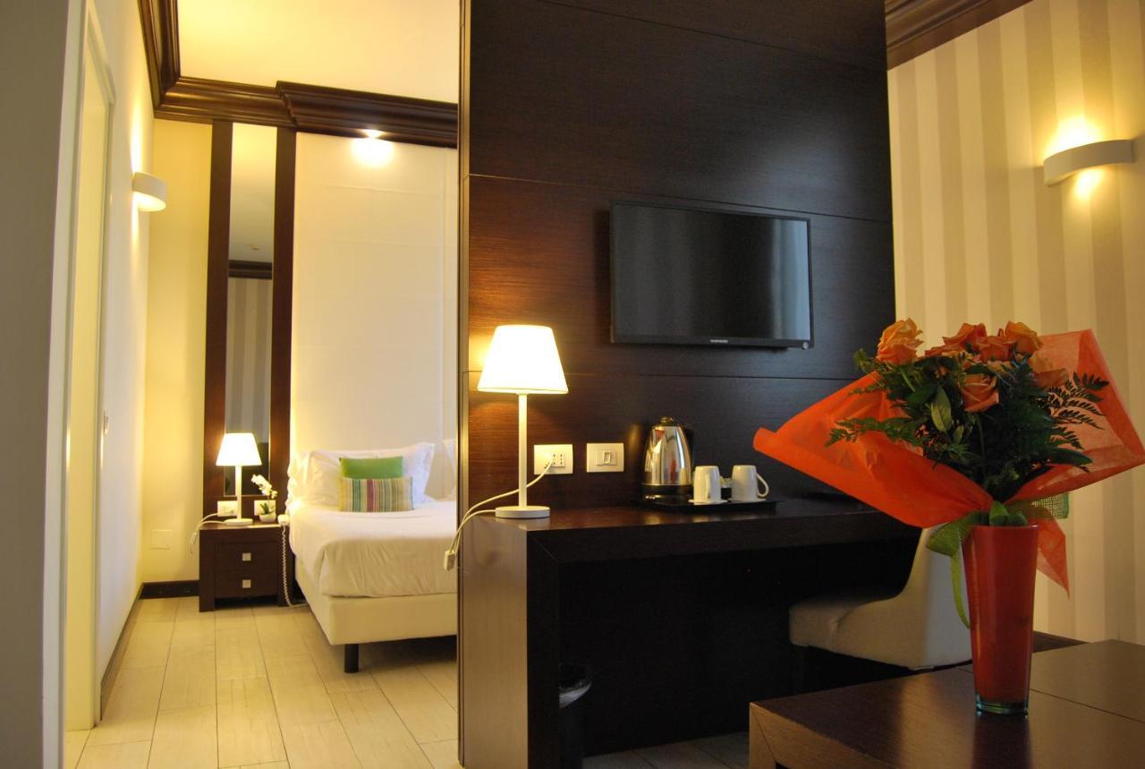 Palazzo Bezzi Hotel Ravenna Luaran gambar